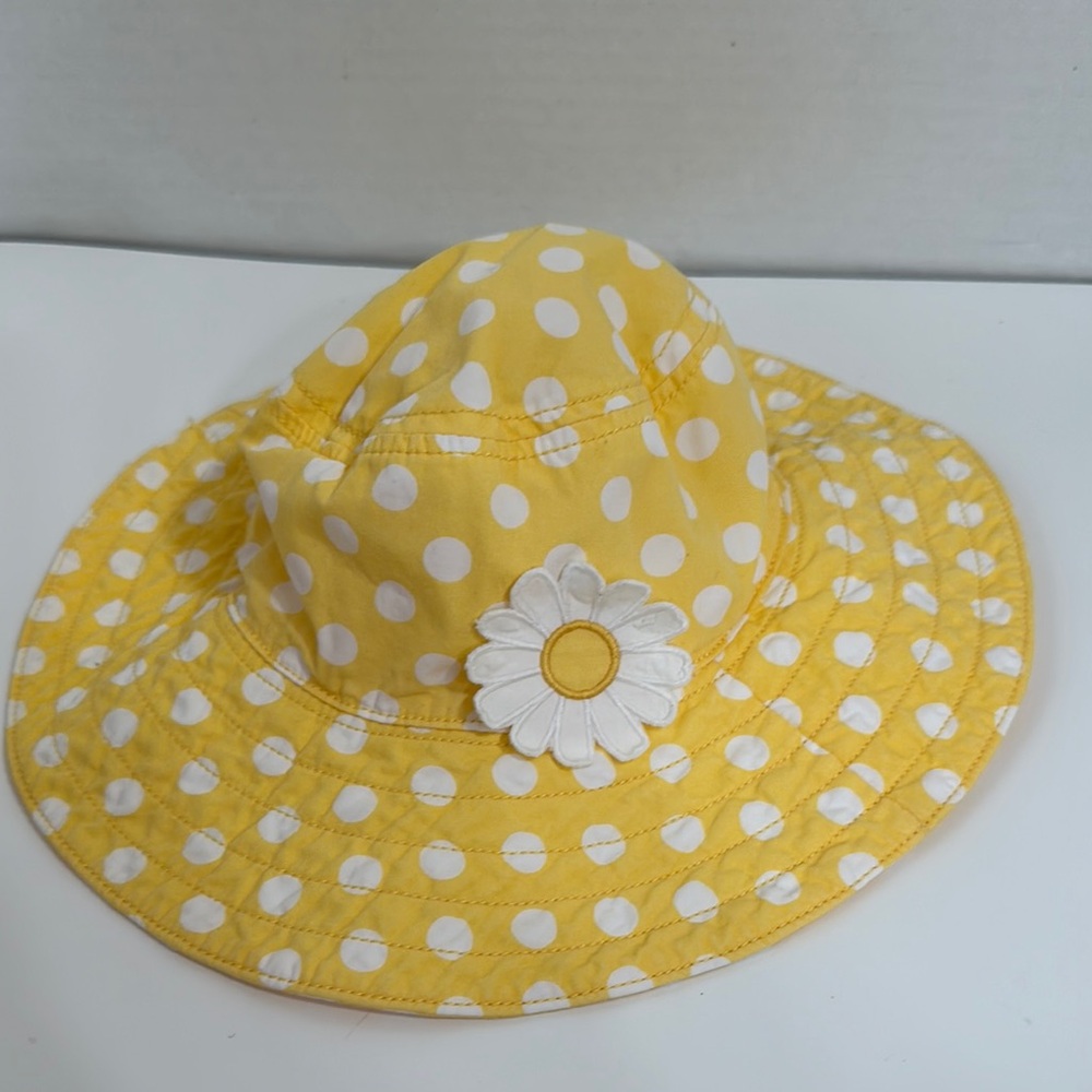 Gymboree yellow and white polka dot sun hat size 0-12 months